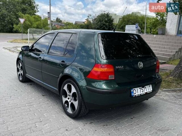 Зеленый Фольксваген Гольф, объемом двигателя 1.6 л и пробегом 141 тыс. км за 4800 $, фото 5 на Automoto.ua