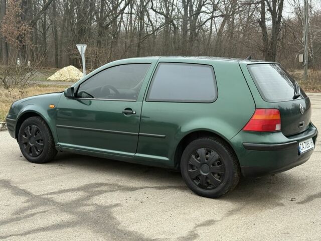 Зеленый Фольксваген Гольф, объемом двигателя 1.4 л и пробегом 1 тыс. км за 1950 $, фото 4 на Automoto.ua