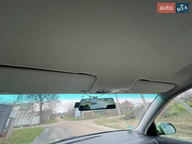 Зеленый Фольксваген Гольф, объемом двигателя 1.6 л и пробегом 210 тыс. км за 4200 $, фото 23 на Automoto.ua