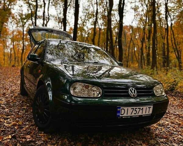 Зеленый Фольксваген Гольф, объемом двигателя 1.6 л и пробегом 141 тыс. км за 4800 $, фото 6 на Automoto.ua