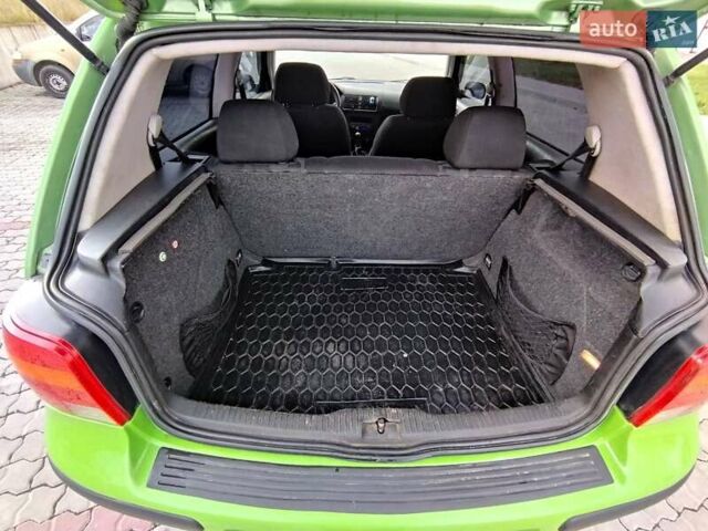 Зелений Фольксваген Гольф, об'ємом двигуна 1.39 л та пробігом 293 тис. км за 2999 $, фото 11 на Automoto.ua