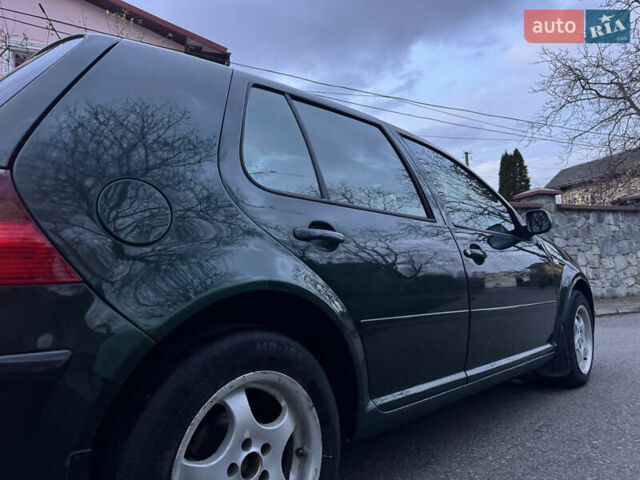 Зеленый Фольксваген Гольф, объемом двигателя 1.4 л и пробегом 366 тыс. км за 2850 $, фото 8 на Automoto.ua