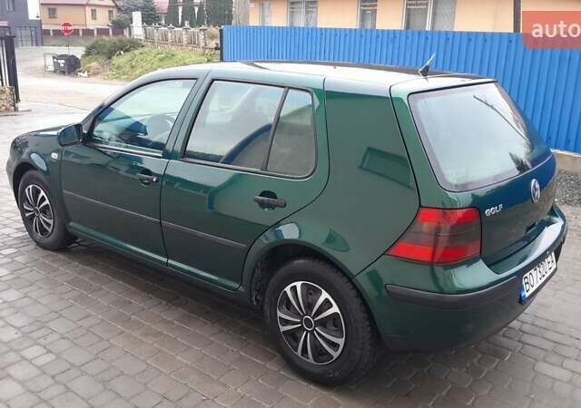 Зеленый Фольксваген Гольф, объемом двигателя 1.39 л и пробегом 170 тыс. км за 2999 $, фото 11 на Automoto.ua