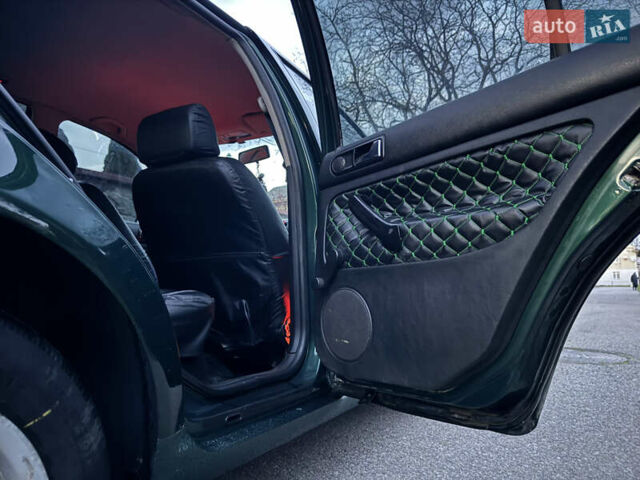 Зеленый Фольксваген Гольф, объемом двигателя 1.4 л и пробегом 366 тыс. км за 2850 $, фото 27 на Automoto.ua