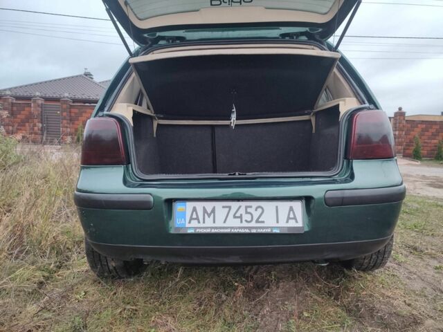 Зеленый Фольксваген Гольф, объемом двигателя 1.8 л и пробегом 230 тыс. км за 3800 $, фото 7 на Automoto.ua