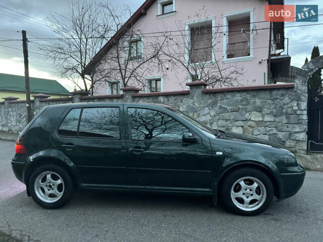 Зеленый Фольксваген Гольф, объемом двигателя 1.4 л и пробегом 366 тыс. км за 2850 $, фото 7 на Automoto.ua