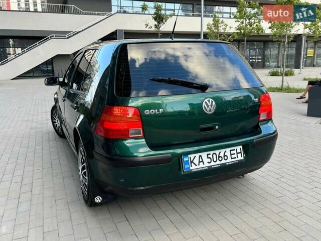 Зеленый Фольксваген Гольф, объемом двигателя 1.6 л и пробегом 226 тыс. км за 3600 $, фото 9 на Automoto.ua