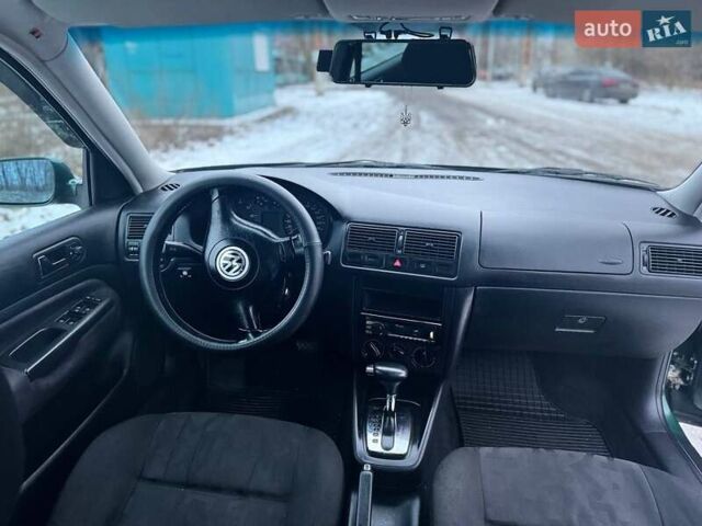 Зелений Фольксваген Гольф, об'ємом двигуна 1.6 л та пробігом 225 тис. км за 5200 $, фото 11 на Automoto.ua