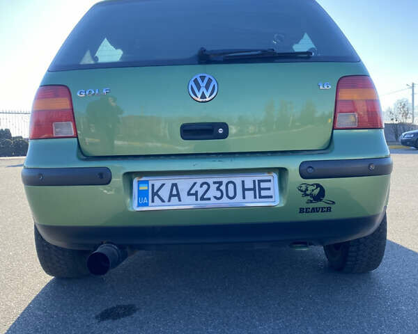 Зеленый Фольксваген Гольф, объемом двигателя 1.6 л и пробегом 290 тыс. км за 3500 $, фото 8 на Automoto.ua