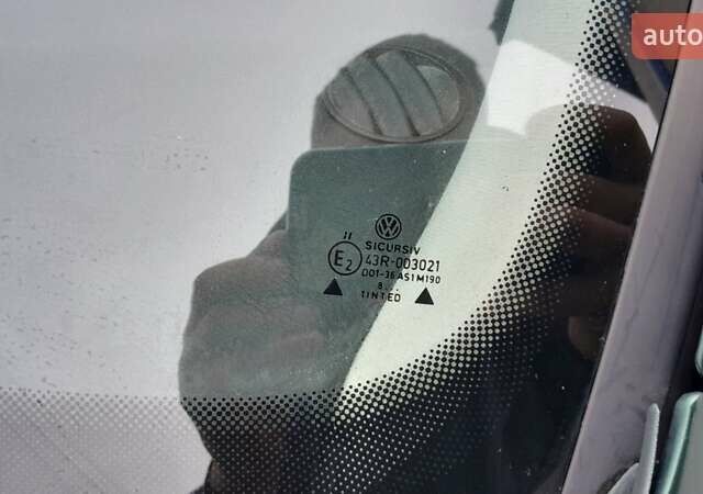 Зеленый Фольксваген Гольф, объемом двигателя 1.39 л и пробегом 170 тыс. км за 2999 $, фото 7 на Automoto.ua