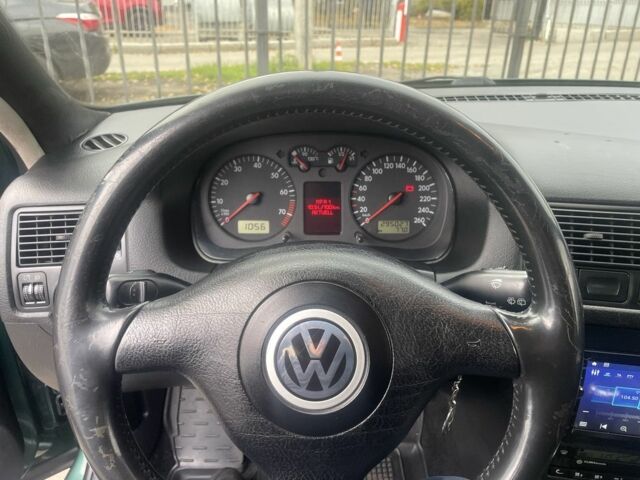 Зелений Фольксваген Гольф, об'ємом двигуна 1.6 л та пробігом 295 тис. км за 4700 $, фото 4 на Automoto.ua