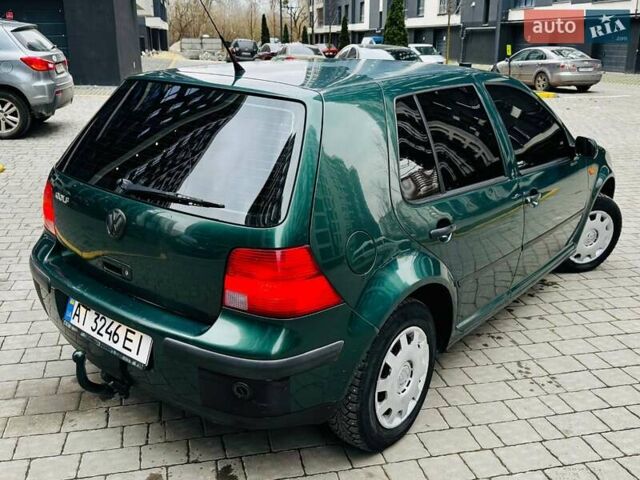 Зеленый Фольксваген Гольф, объемом двигателя 1.6 л и пробегом 285 тыс. км за 2999 $, фото 8 на Automoto.ua