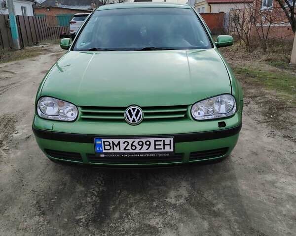 Зеленый Фольксваген Гольф, объемом двигателя 1.39 л и пробегом 237 тыс. км за 3970 $, фото 3 на Automoto.ua