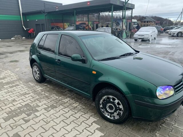 Зеленый Фольксваген Гольф, объемом двигателя 0 л и пробегом 310 тыс. км за 2800 $, фото 2 на Automoto.ua