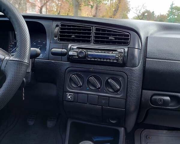 Фольксваген Гольф 1998 в Могилев-Подольском на Automoto.ua Зеленый Фольксваген Гольф, объемом двигателя 1.39 л и пробегом 384 тыс. км за 2200 $, фото 6 на Automoto.ua