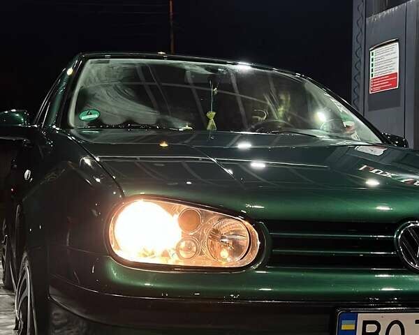 Зеленый Фольксваген Гольф, объемом двигателя 1.39 л и пробегом 186 тыс. км за 3250 $, фото 16 на Automoto.ua