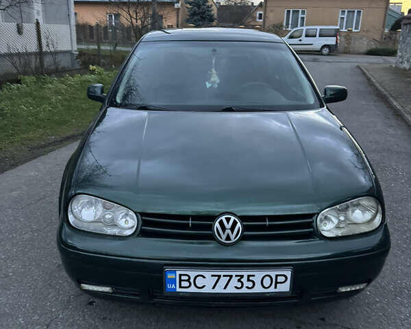 Зеленый Фольксваген Гольф, объемом двигателя 1.4 л и пробегом 366 тыс. км за 2850 $, фото 2 на Automoto.ua