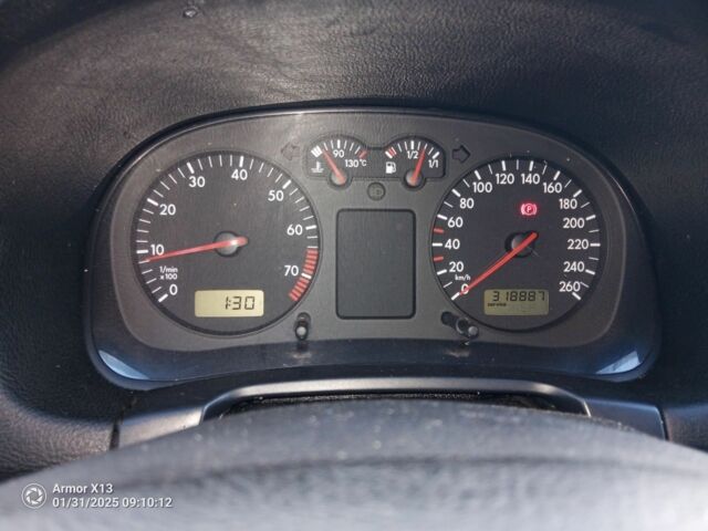 Зеленый Фольксваген Гольф, объемом двигателя 1.6 л и пробегом 3 тыс. км за 2700 $, фото 4 на Automoto.ua