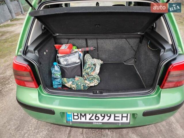 Зеленый Фольксваген Гольф, объемом двигателя 1.39 л и пробегом 237 тыс. км за 3970 $, фото 6 на Automoto.ua