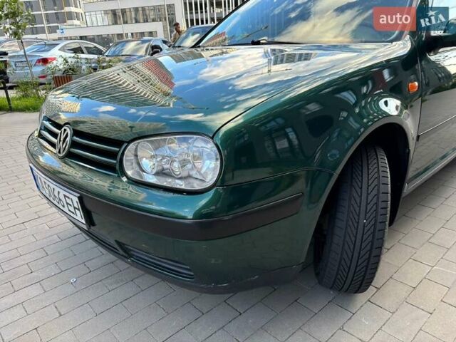 Зеленый Фольксваген Гольф, объемом двигателя 1.6 л и пробегом 226 тыс. км за 3600 $, фото 15 на Automoto.ua