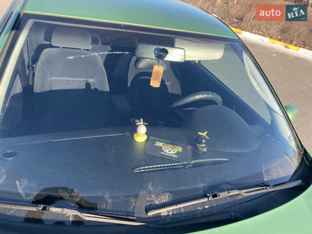 Зеленый Фольксваген Гольф, объемом двигателя 1.6 л и пробегом 290 тыс. км за 3500 $, фото 22 на Automoto.ua