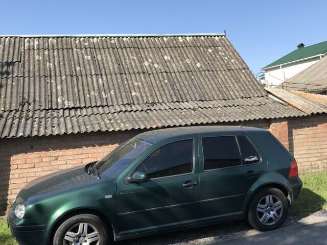 Зелений Фольксваген Гольф, об'ємом двигуна 1.4 л та пробігом 330 тис. км за 3670 $, фото 1 на Automoto.ua