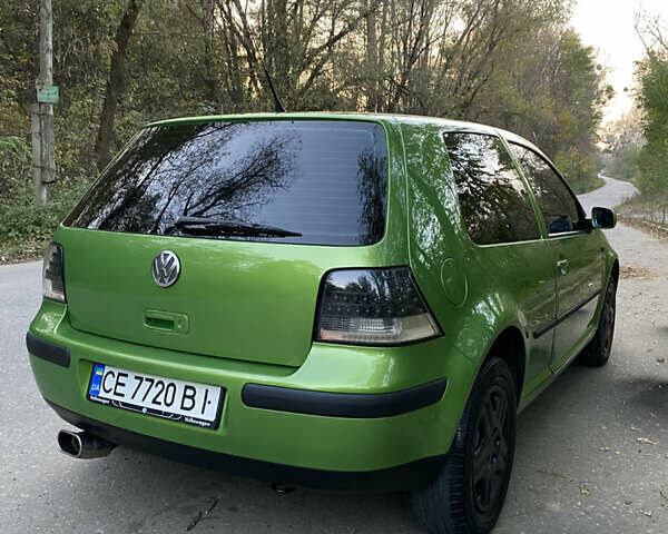 Зелений Фольксваген Гольф, об'ємом двигуна 1.6 л та пробігом 332 тис. км за 3999 $, фото 1 на Automoto.ua