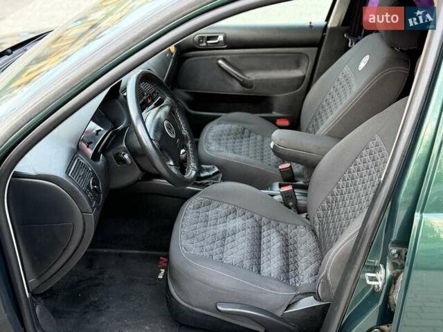 Фольксваген Гольф 1999 в Хмельницком на Automoto.ua Зеленый Фольксваген Гольф, объемом двигателя 1.39 л и пробегом 230 тыс. км за 3500 $, фото 13 на Automoto.ua