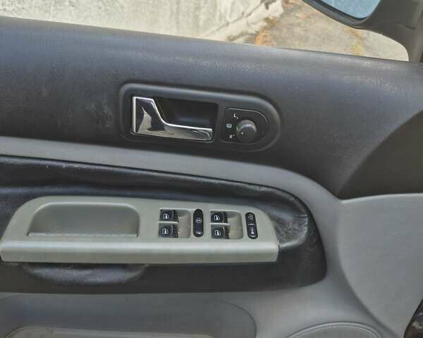 Фольксваген Гольф 1999 у Києві на Automoto.ua Зелений Фольксваген Гольф, об'ємом двигуна 1.4 л та пробігом 420 тис. км за 3400 $, фото 11 на Automoto.ua