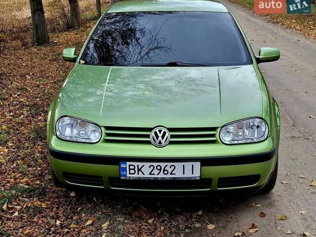 Зелений Фольксваген Гольф, об'ємом двигуна 1.6 л та пробігом 260 тис. км за 4400 $, фото 10 на Automoto.ua