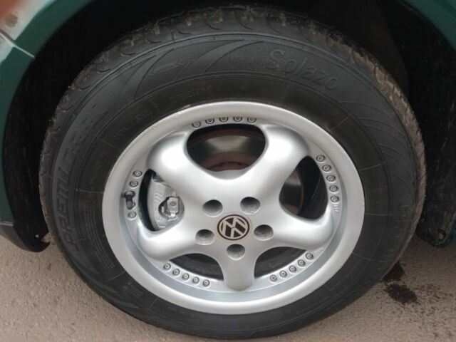 Зелений Фольксваген Гольф, об'ємом двигуна 1.6 л та пробігом 400 тис. км за 3450 $, фото 11 на Automoto.ua