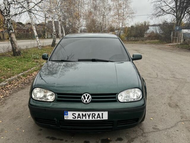 Зелений Фольксваген Гольф, об'ємом двигуна 1.6 л та пробігом 302 тис. км за 3800 $, фото 1 на Automoto.ua