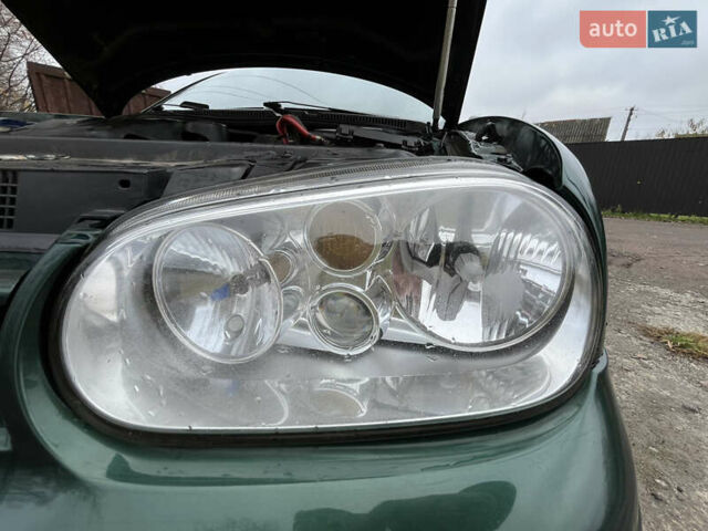 Зеленый Фольксваген Гольф, объемом двигателя 1.6 л и пробегом 292 тыс. км за 3900 $, фото 11 на Automoto.ua