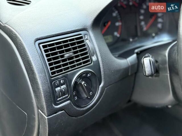 Фольксваген Гольф 1999 в Хмельницком на Automoto.ua Зеленый Фольксваген Гольф, объемом двигателя 1.39 л и пробегом 230 тыс. км за 3500 $, фото 21 на Automoto.ua