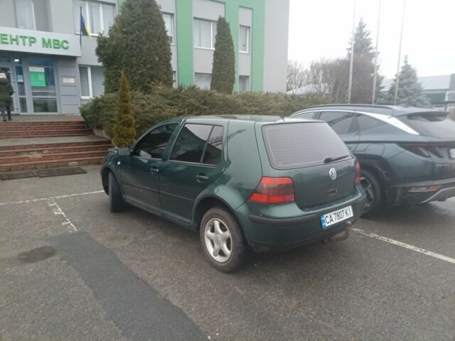 Зеленый Фольксваген Гольф, объемом двигателя 1.4 л и пробегом 131 тыс. км за 3999 $, фото 2 на Automoto.ua