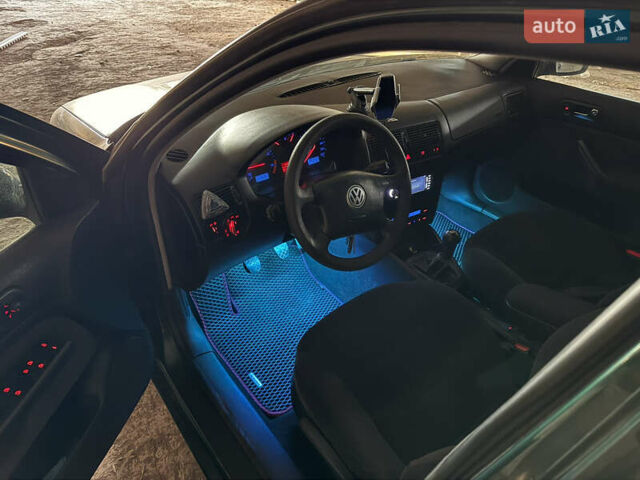 Зелений Фольксваген Гольф, об'ємом двигуна 1.9 л та пробігом 377 тис. км за 2200 $, фото 8 на Automoto.ua