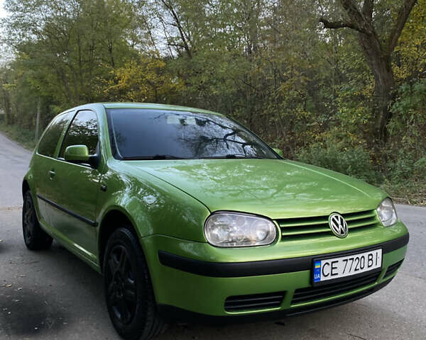 Зелений Фольксваген Гольф, об'ємом двигуна 1.6 л та пробігом 332 тис. км за 3999 $, фото 2 на Automoto.ua