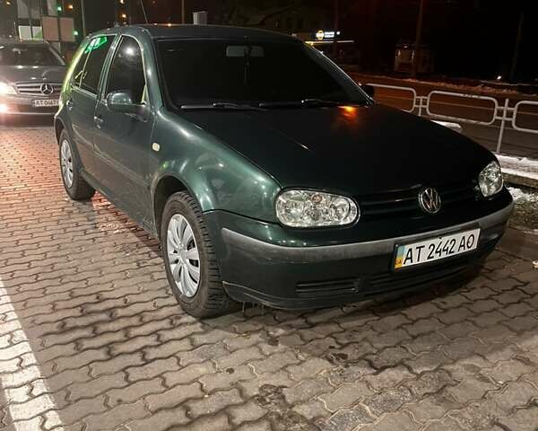 Зелений Фольксваген Гольф, об'ємом двигуна 1.39 л та пробігом 311 тис. км за 2900 $, фото 1 на Automoto.ua
