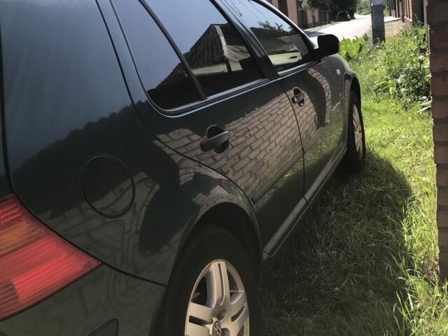 Зелений Фольксваген Гольф, об'ємом двигуна 1.4 л та пробігом 330 тис. км за 3670 $, фото 2 на Automoto.ua