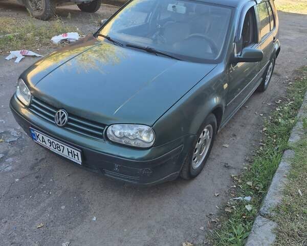 Фольксваген Гольф 1999 у Києві на Automoto.ua Зелений Фольксваген Гольф, об'ємом двигуна 1.4 л та пробігом 420 тис. км за 3400 $, фото 10 на Automoto.ua