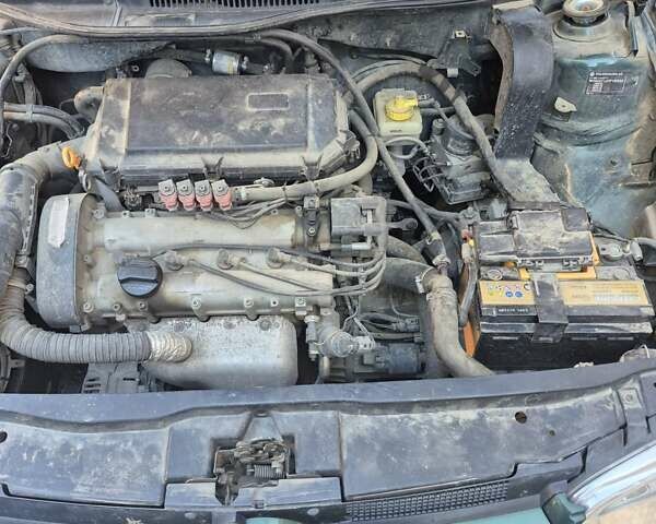 Фольксваген Гольф 1999 у Києві на Automoto.ua Зелений Фольксваген Гольф, об'ємом двигуна 1.4 л та пробігом 420 тис. км за 3400 $, фото 4 на Automoto.ua