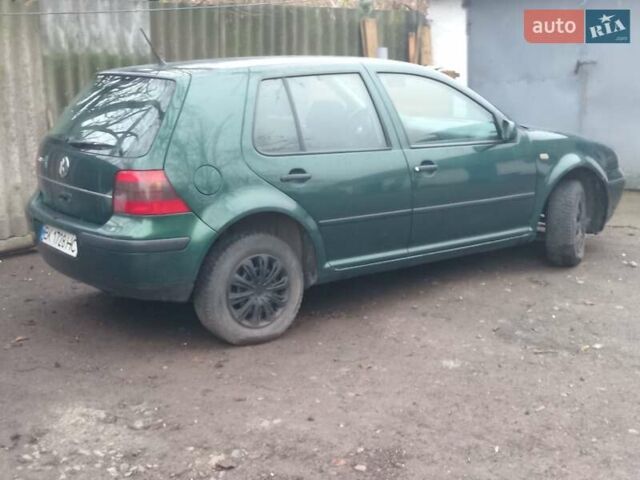 Зеленый Фольксваген Гольф, объемом двигателя 1.39 л и пробегом 276 тыс. км за 3150 $, фото 1 на Automoto.ua