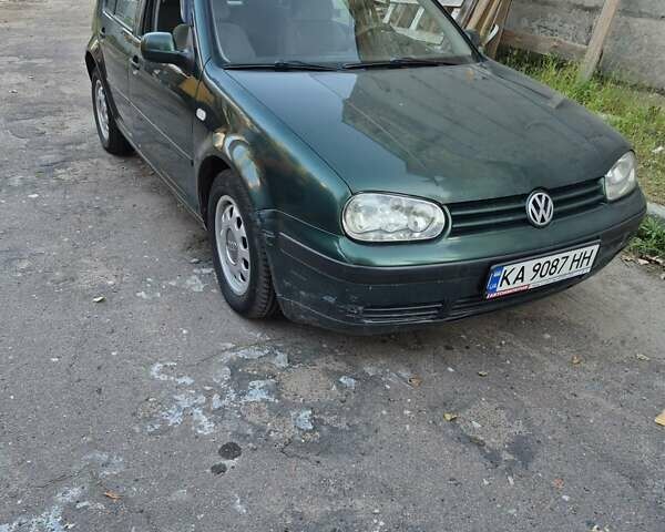 Фольксваген Гольф 1999 у Києві на Automoto.ua Зелений Фольксваген Гольф, об'ємом двигуна 1.4 л та пробігом 420 тис. км за 3400 $, фото 14 на Automoto.ua