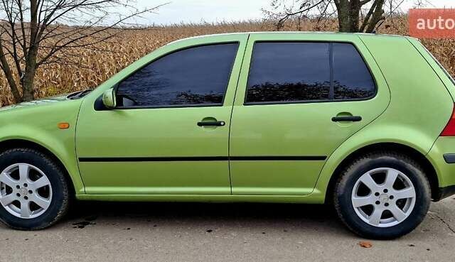 Зелений Фольксваген Гольф, об'ємом двигуна 1.6 л та пробігом 260 тис. км за 4400 $, фото 11 на Automoto.ua