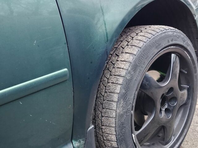 Зеленый Фольксваген Гольф, объемом двигателя 1.6 л и пробегом 345 тыс. км за 2200 $, фото 22 на Automoto.ua