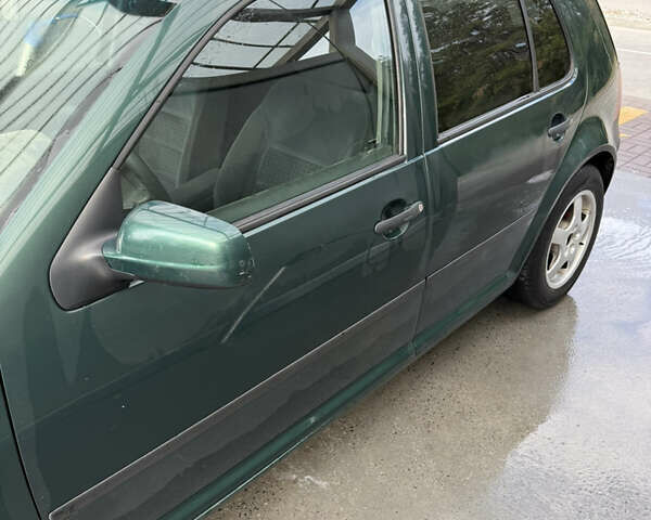 Зелений Фольксваген Гольф, об'ємом двигуна 1.9 л та пробігом 377 тис. км за 2200 $, фото 2 на Automoto.ua