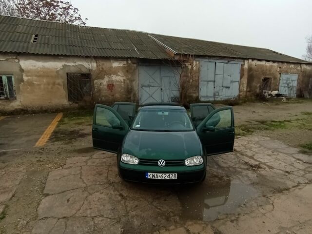 Зеленый Фольксваген Гольф, объемом двигателя 0 л и пробегом 378 тыс. км за 2450 $, фото 1 на Automoto.ua