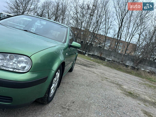 Зелений Фольксваген Гольф, об'ємом двигуна 1.6 л та пробігом 290 тис. км за 2900 $, фото 5 на Automoto.ua