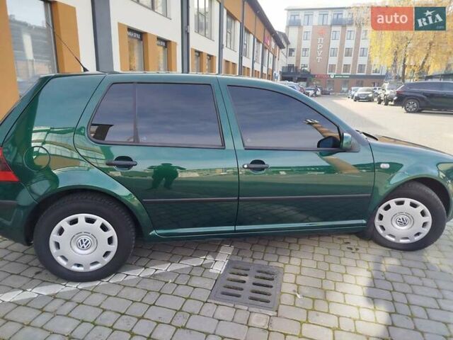 Зеленый Фольксваген Гольф, объемом двигателя 1.6 л и пробегом 307 тыс. км за 4100 $, фото 2 на Automoto.ua