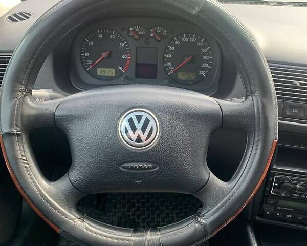 Зелений Фольксваген Гольф, об'ємом двигуна 1.4 л та пробігом 187 тис. км за 4700 $, фото 15 на Automoto.ua